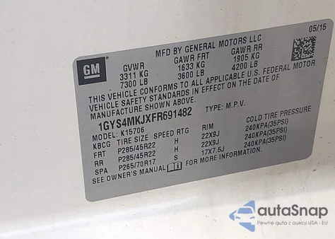 2015 Cadillac Escalade Luxury z USA, uszkodzony, nr VIN 1GYS4MKJXFR691482